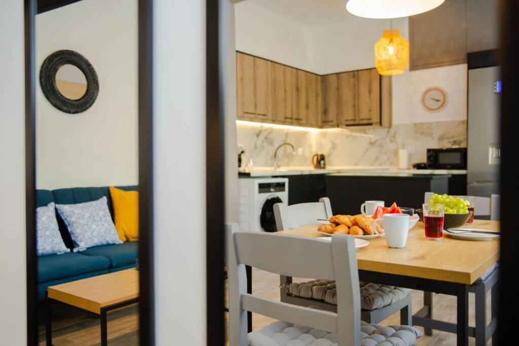 Ferienwohnung Potnia House In The Center Of Rhodes Rhodes City Exterior foto